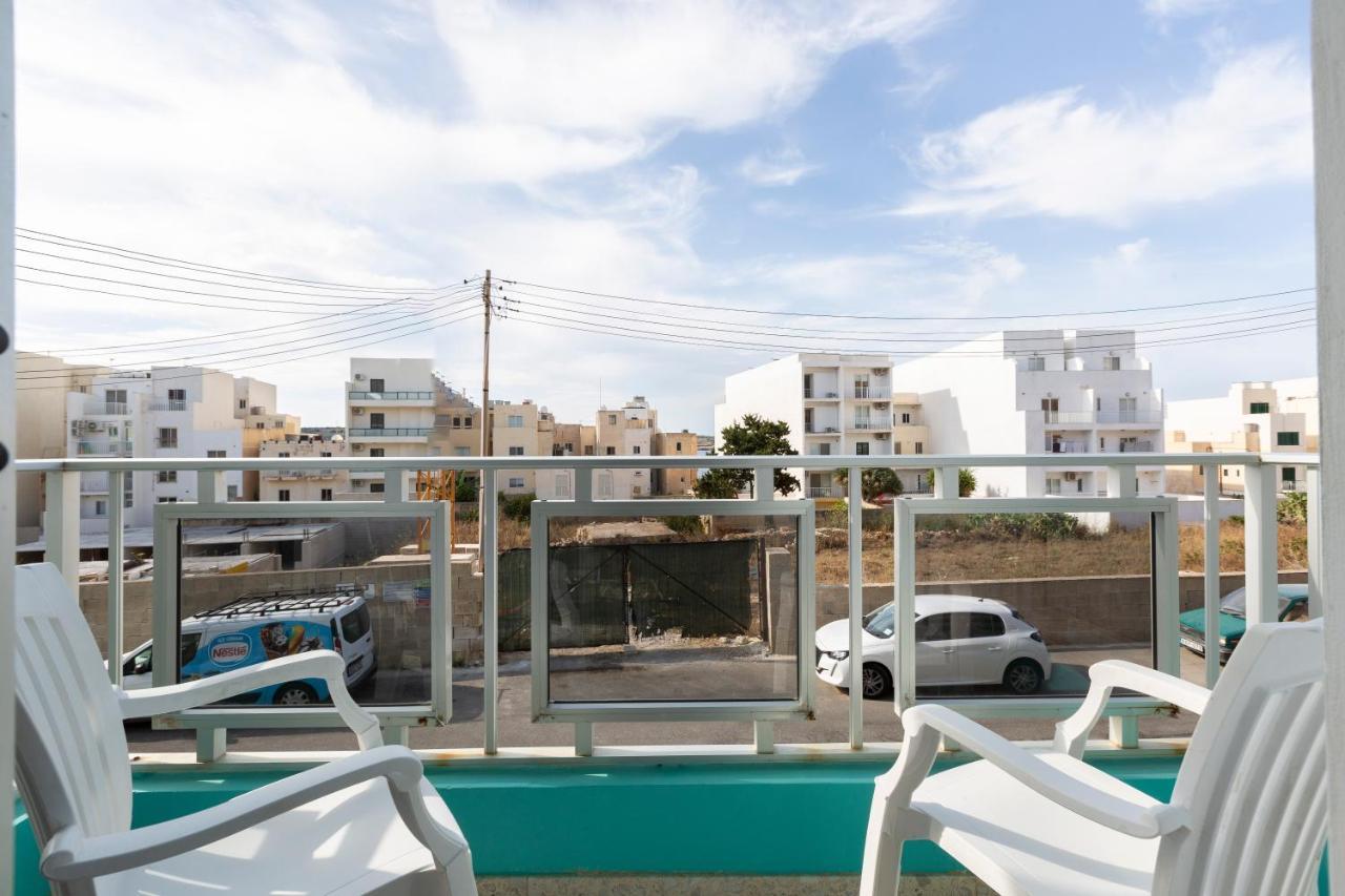 Ne1 - Lovely 2 Bedroom Apartment. Perfect Location Mellieħa Kültér fotó
