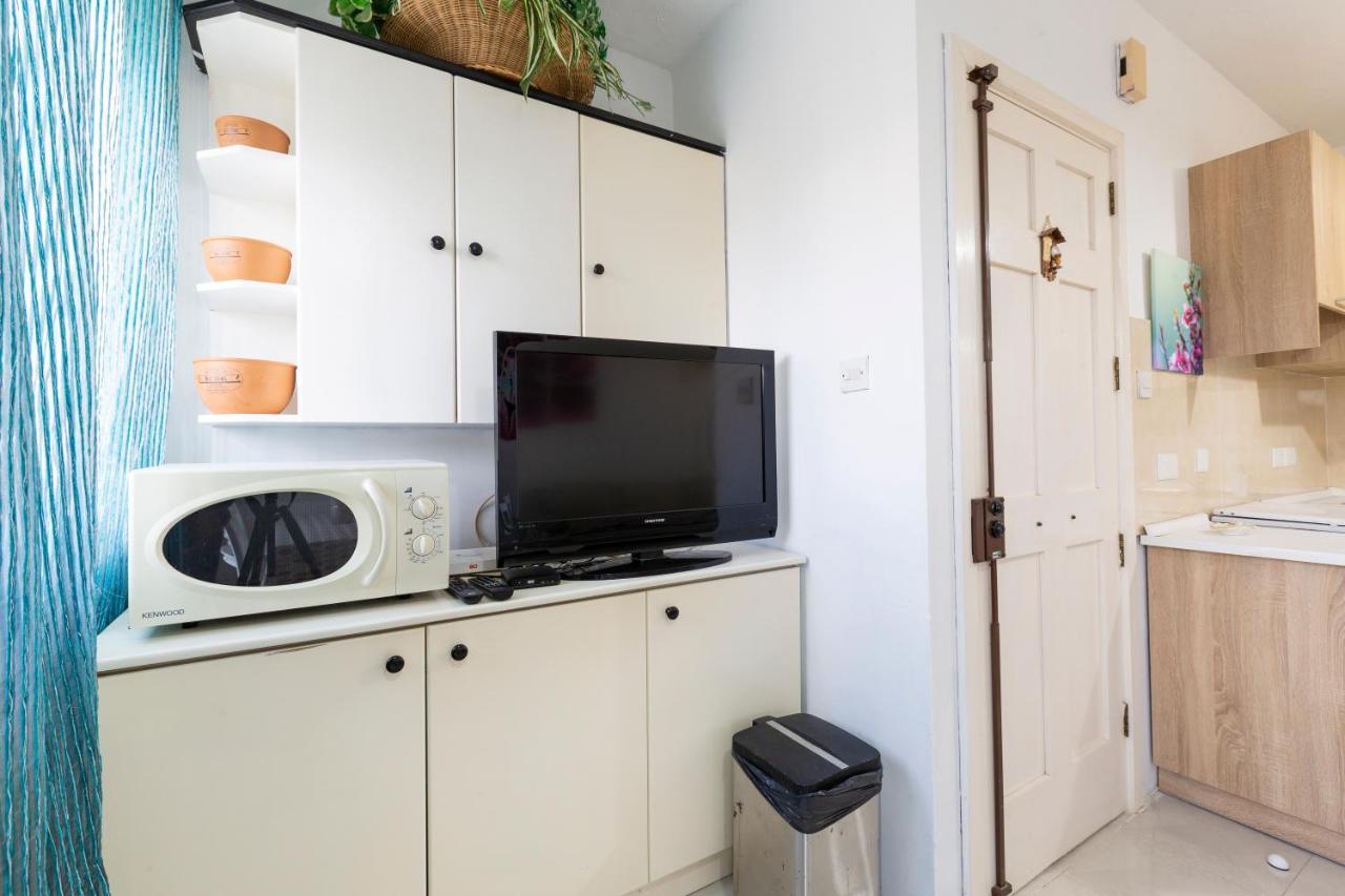 Ne1 - Lovely 2 Bedroom Apartment. Perfect Location Mellieħa Kültér fotó
